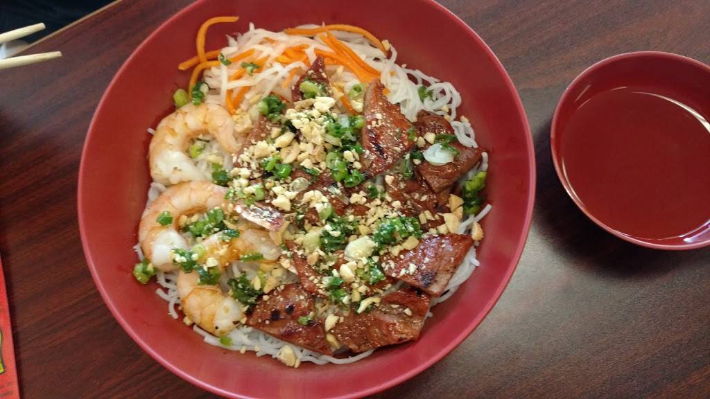 Vietnamese Cuisine And Sushi | restaurant | 3118 53rd Ave E, Bradenton, FL 34203, USA | 9412243229 OR +1 941-224-3229