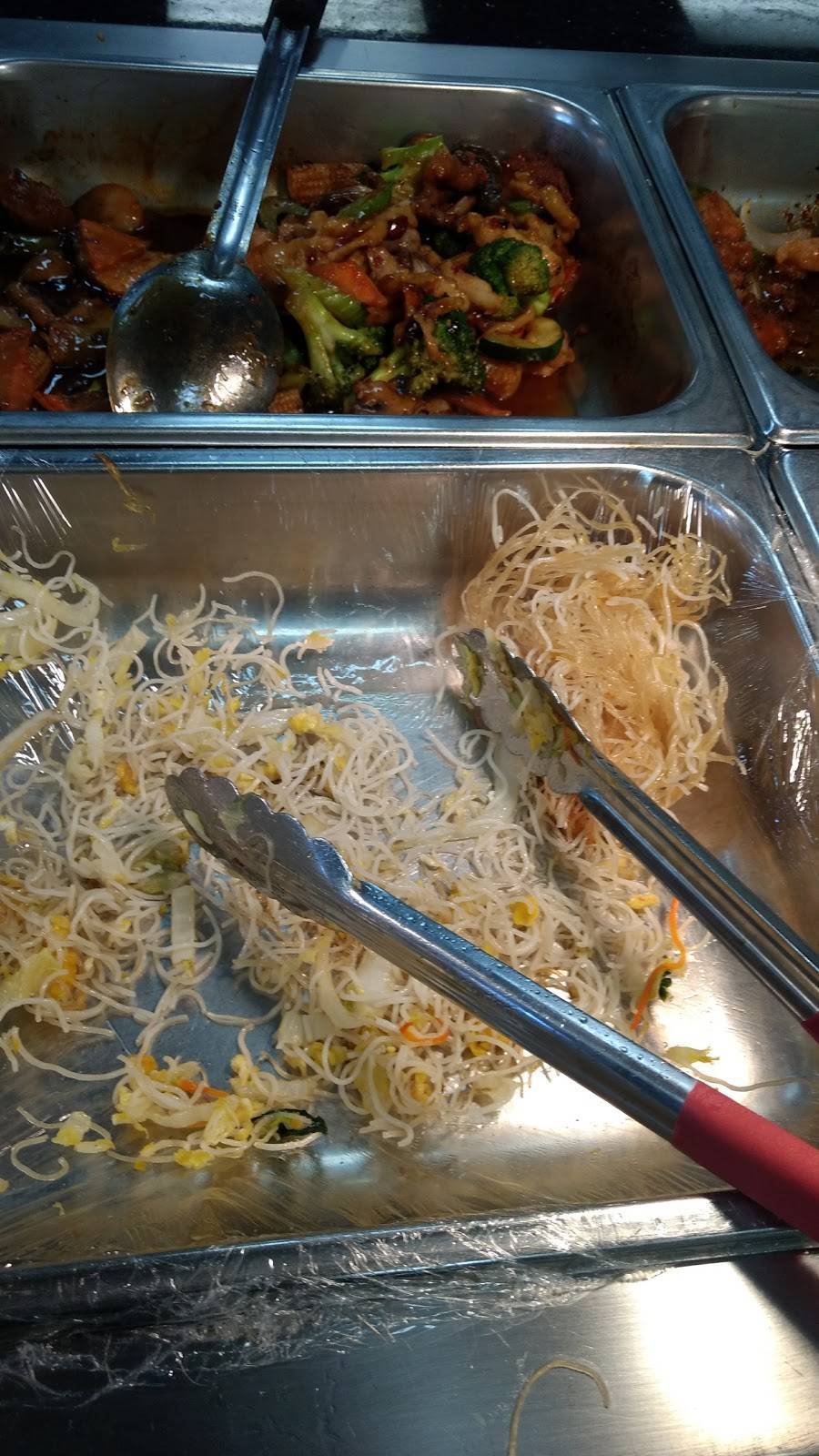 Royal Buffet | restaurant | 1655 Dorset Ln #100, New Richmond, WI 54017, USA | 7152469886 OR +1 715-246-9886