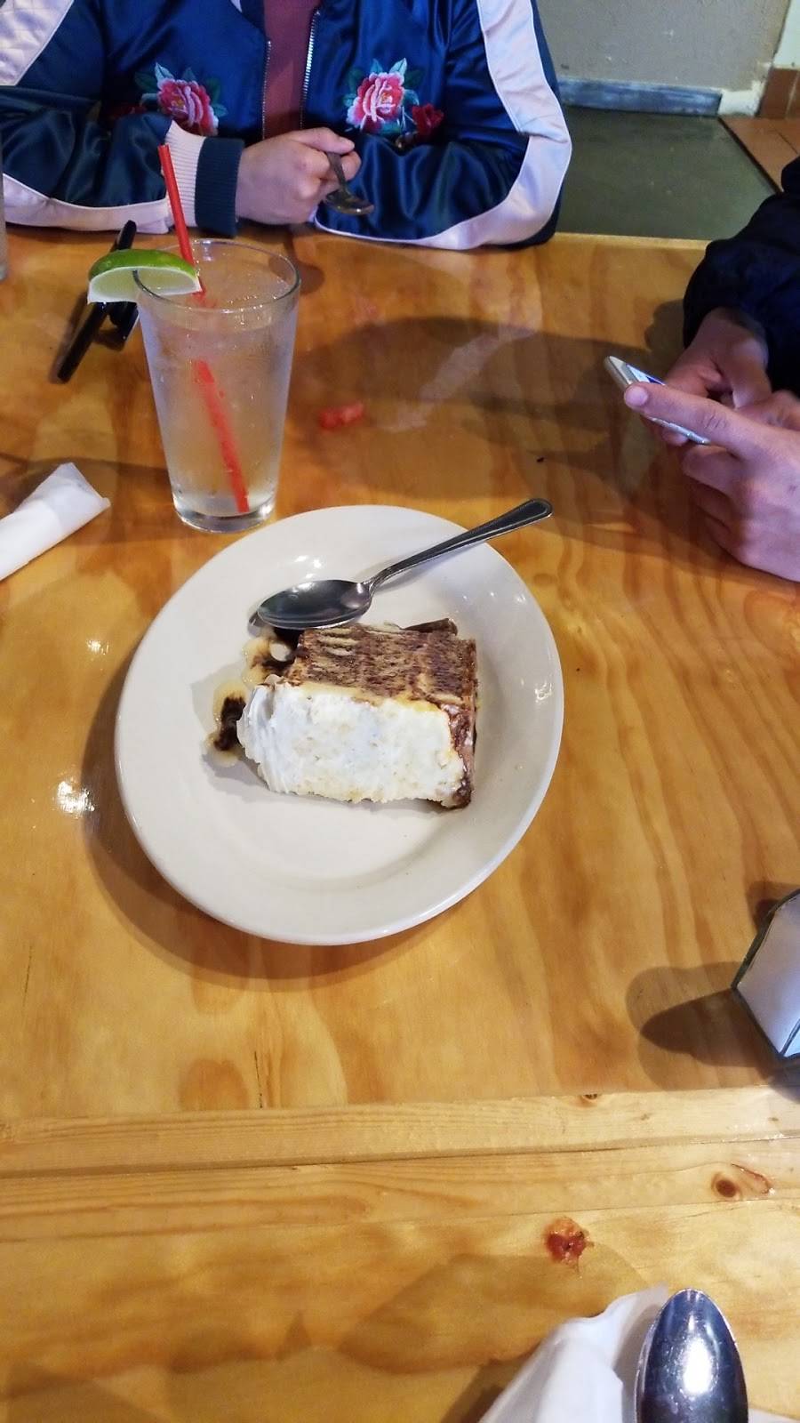 Emilios Mexican Kitchen | restaurant | 6243 Retail Rd #400, Dallas, TX 75231, USA | 9726852108 OR +1 972-685-2108