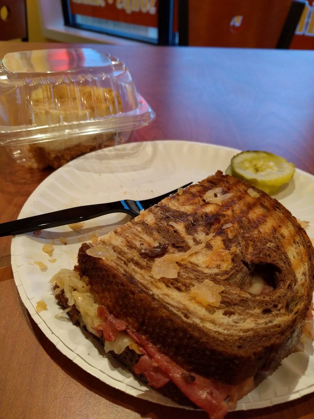 Pita Pita | restaurant | 4841 South Ave, Syracuse, NY 13215, USA | 3154927482 OR +1 315-492-7482