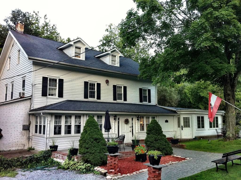 The Old Grist Mill | restaurant | 69 Hamilton Rd, Burlingham, NY 12722, USA | 8457335600 OR +1 845-733-5600