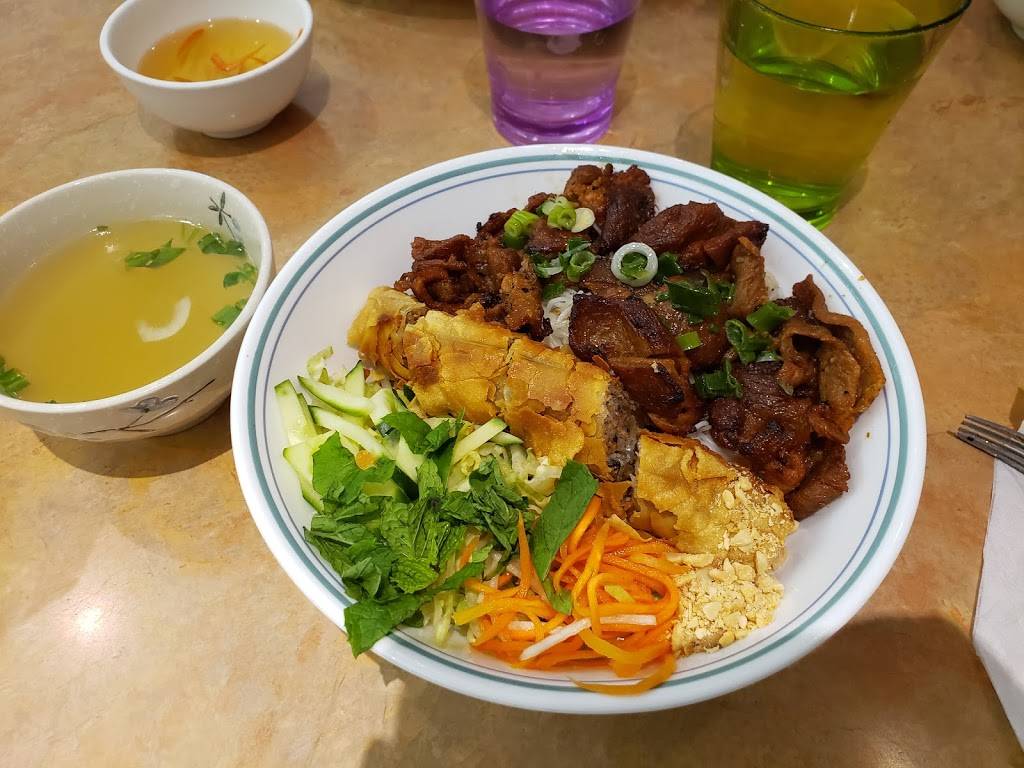 Pho Com Vietnam | restaurant | 1991 Finch Ave W A, North York, ON M3N 2V3, Canada | 4167468899 OR +1 416-746-8899