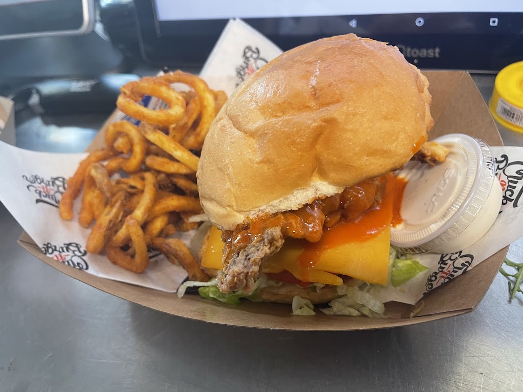 Cluck-n-Burger | restaurant | 4196 Ute Hwy, Lyons, CO 80540, USA | 7205265989 OR +1 720-526-5989