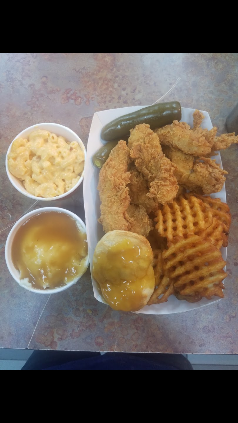 Krispy Krunchy Chicken | restaurant | 29403 Michigan Ave, Inkster, MI 48141, USA | 7343314449 OR +1 734-331-4449