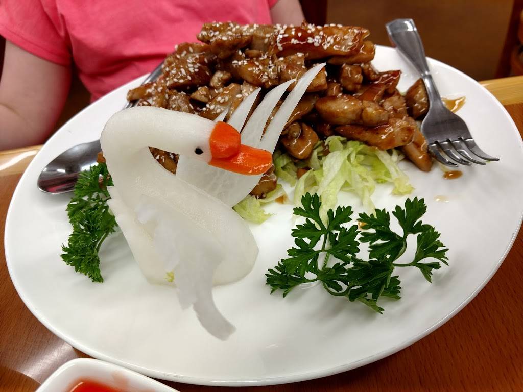 Long Xing | restaurant | 428 Hwy 1 W, Iowa City, IA 52246, USA | 3195691830 OR +1 319-569-1830