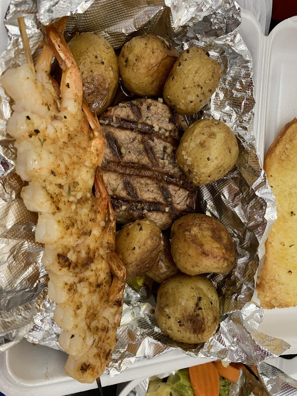 Foxs Pizza Den | restaurant | 1927 US-65, Lake Village, AR 71653, USA | 8702653691 OR +1 870-265-3691