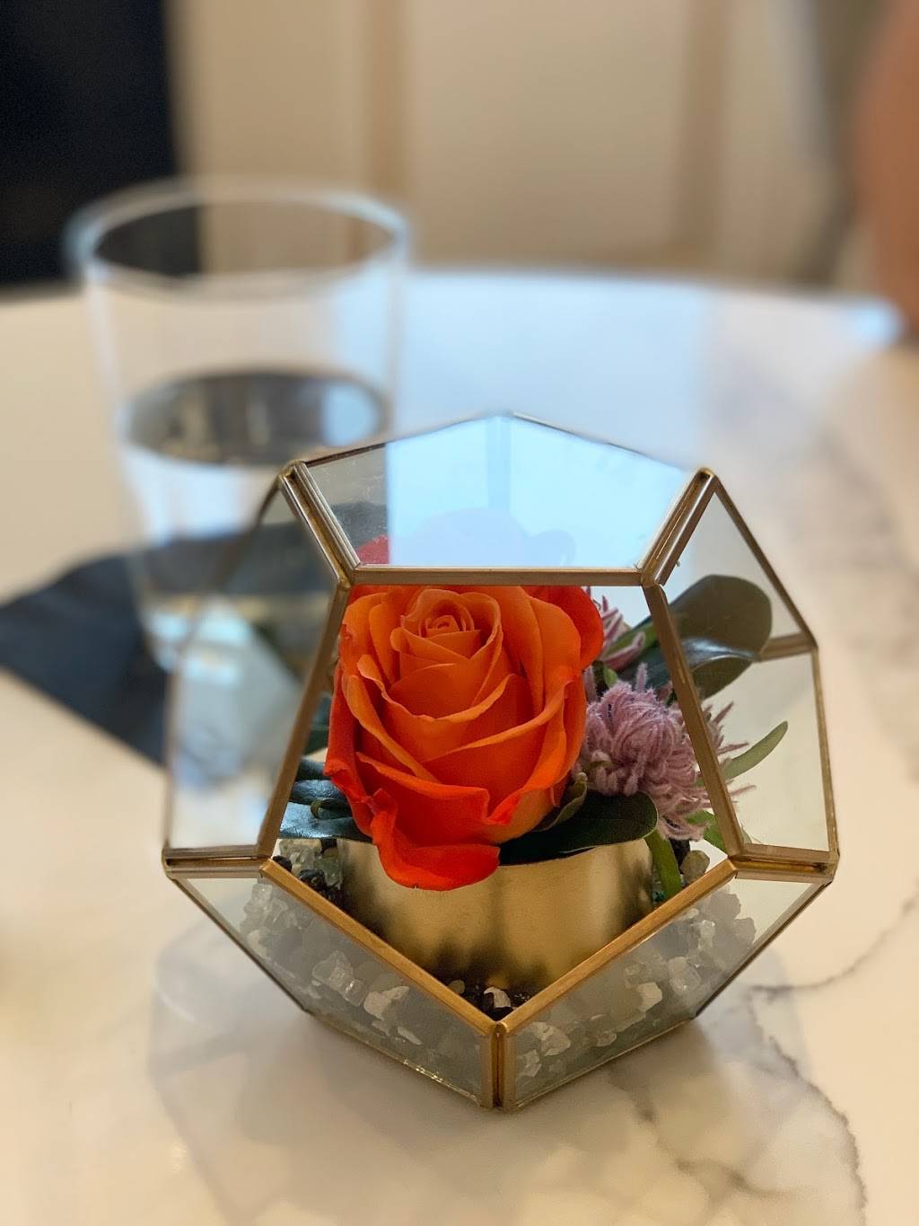 Bisou | restaurant | 4444 Westheimer Rd Suite A-120, Houston, TX 77027, USA | 7139553855 OR +1 713-955-3855