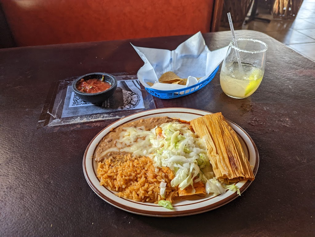 Chavolos Mexican Restaurant | restaurant | 121 Railroad Ave, Mancos, CO 81328, USA | 9705339935 OR +1 970-533-9935