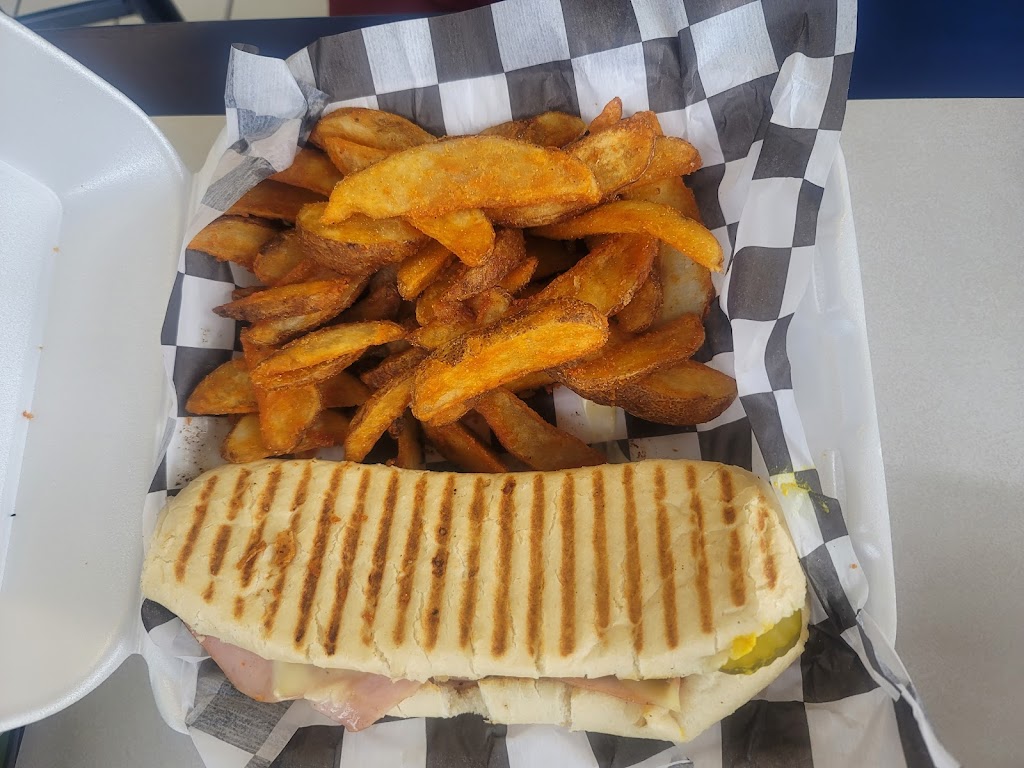 Down Home | restaurant | 20077 W Central Ave, Blountstown, FL 32424, USA | 8502470728 OR +1 850-247-0728