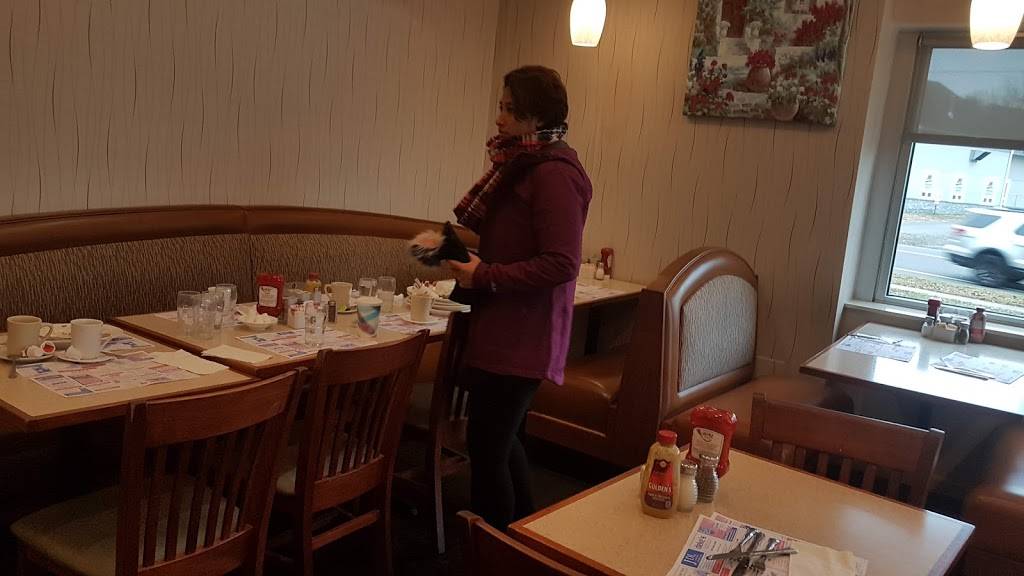 Branford Townhouse Restaurant | restaurant | 18 Main St, Branford, CT 06405, USA | 2034810550 OR +1 203-481-0550