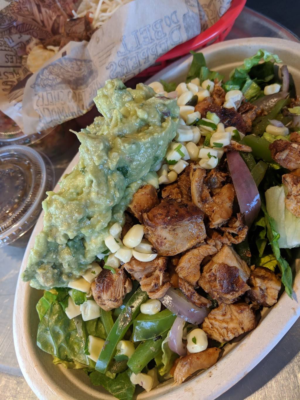 Chipotle Mexican Grill | restaurant | 2512 Naglee Rd, Tracy, CA 95304, USA | 2098348845 OR +1 209-834-8845