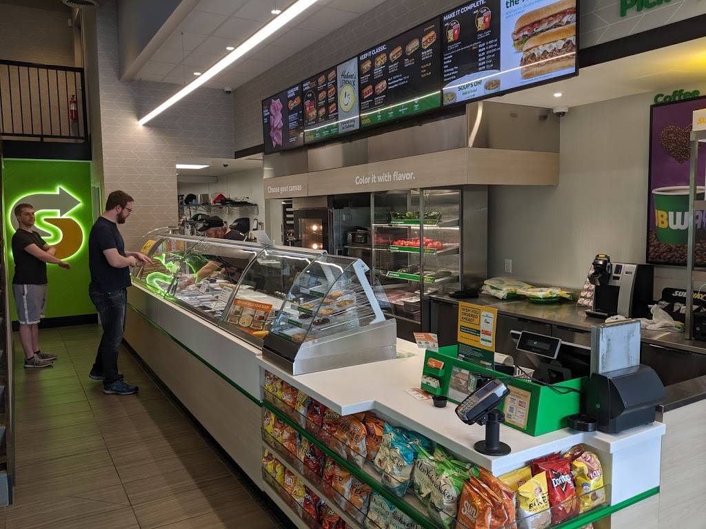 Subway Restaurants | restaurant | 4689 Keystone Crossing, Eau Claire, WI 54701, USA | 7155142593 OR +1 715-514-2593
