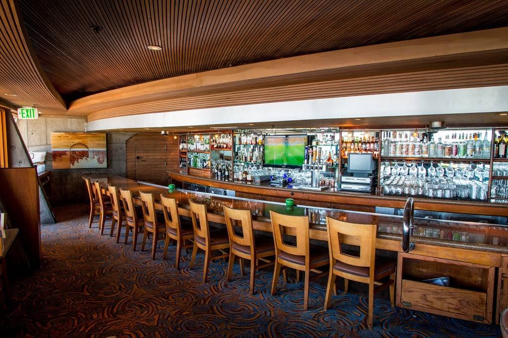 Chart House | restaurant | 34442 Street of the Green Lantern, Dana Point, CA 92629, USA | 9494931183 OR +1 949-493-1183