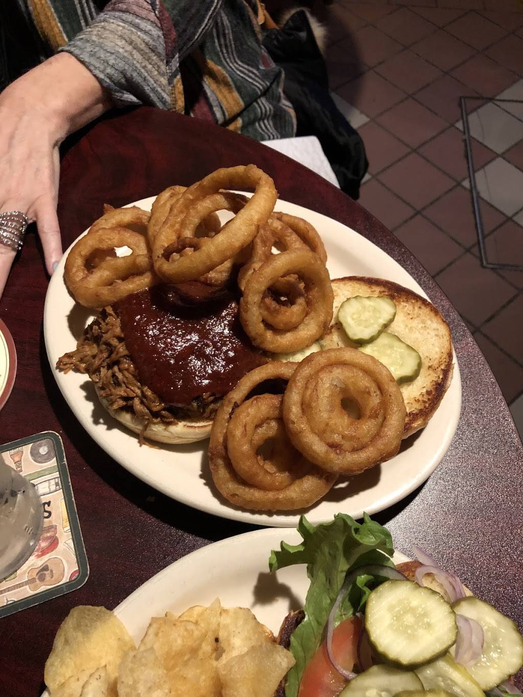 Out Of The Ordinary | restaurant | 61 S Van Buren St, Nashville, IN 47448, USA | 8127789730 OR +1 812-778-9730