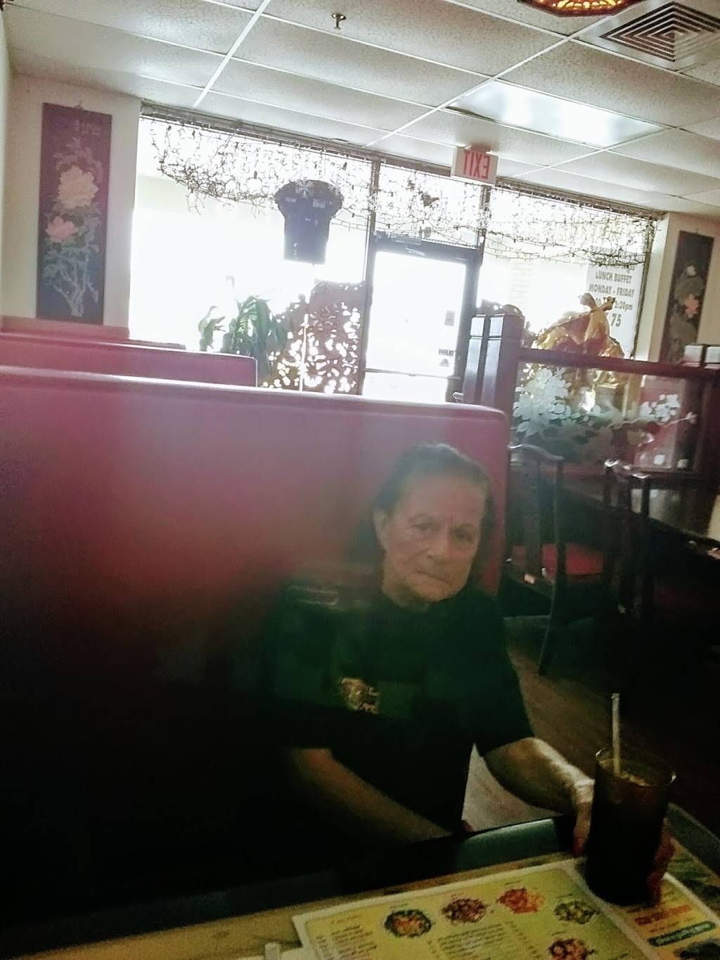 Five Happiness | restaurant | 4402 E Aloha Dr #12, Diamondhead, MS 39525, USA | 2282559800 OR +1 228-255-9800