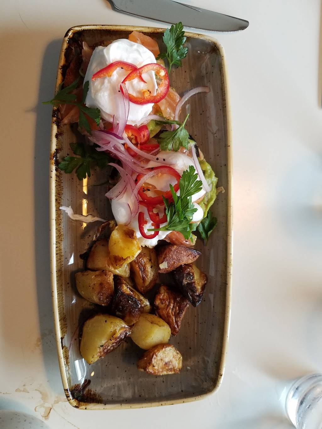 Everly | restaurant | 2701 Monroe St, Madison, WI 53711, USA | 6084165242 OR +1 608-416-5242