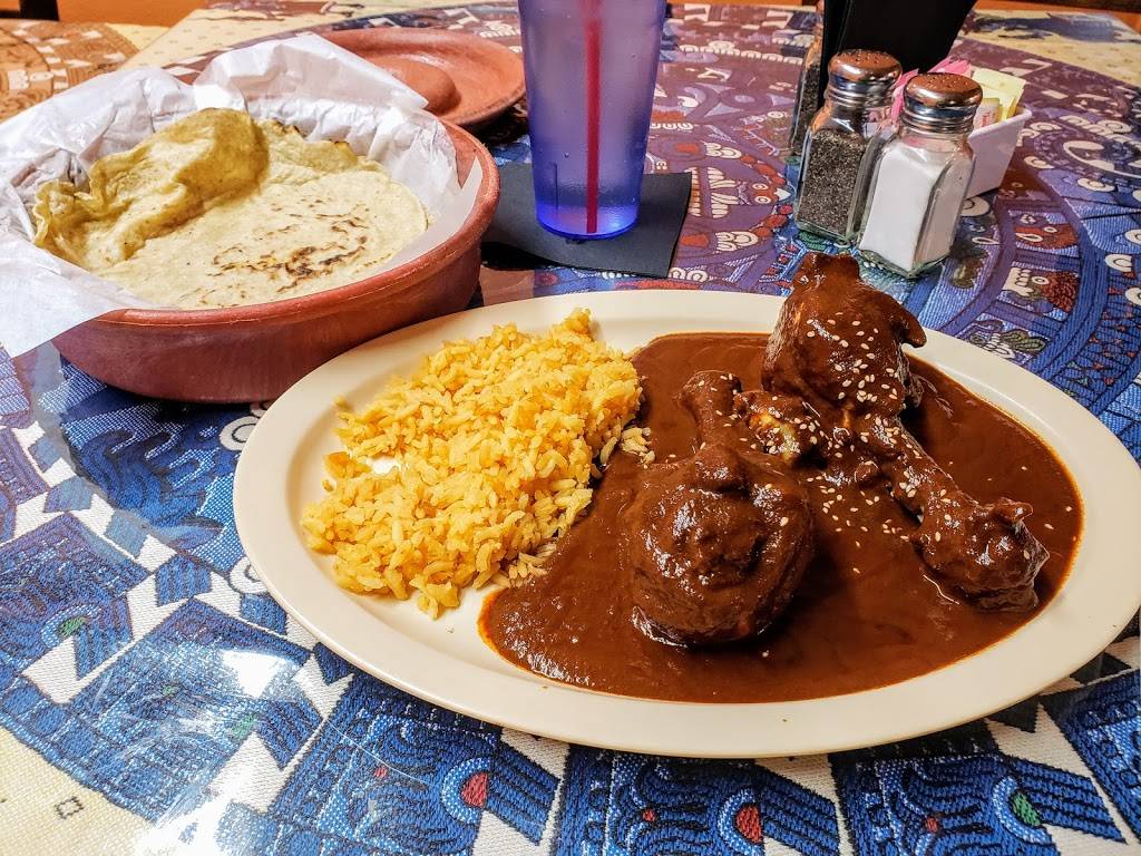 Mi Lindo Oaxaca Restaurant | restaurant | 607 N Willomet Ave, Dallas, TX 75208, USA | 2142382645 OR +1 214-238-2645