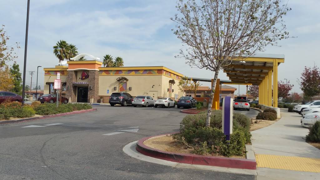Taco Bell | meal takeaway | 22585 Alessandro Blvd, Moreno Valley, CA 92553, USA | 9514131050 OR +1 951-413-1050