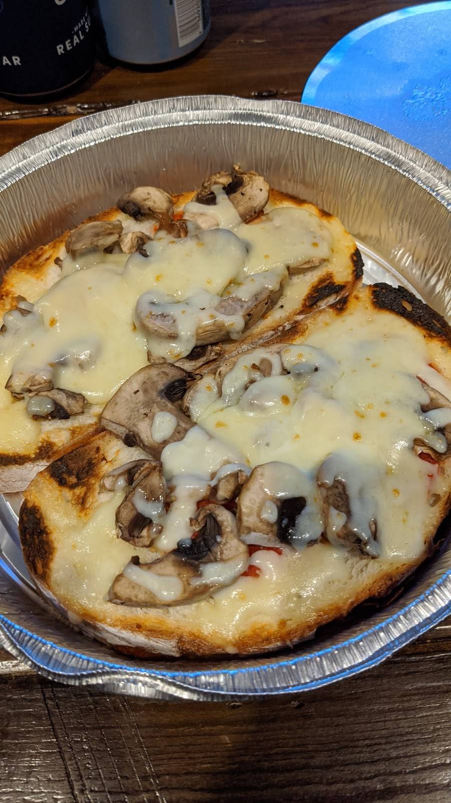 Pazze pizza cafe | restaurant | 2537 S Wabash Ave, Chicago, IL 60616, USA | 2248048541 OR +1 224-804-8541