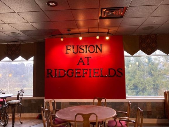 Fusion at Ridgefields | restaurant | 2320 Pendragon Rd, Kingsport, TN 37660, USA | 4233901153 OR +1 423-390-1153