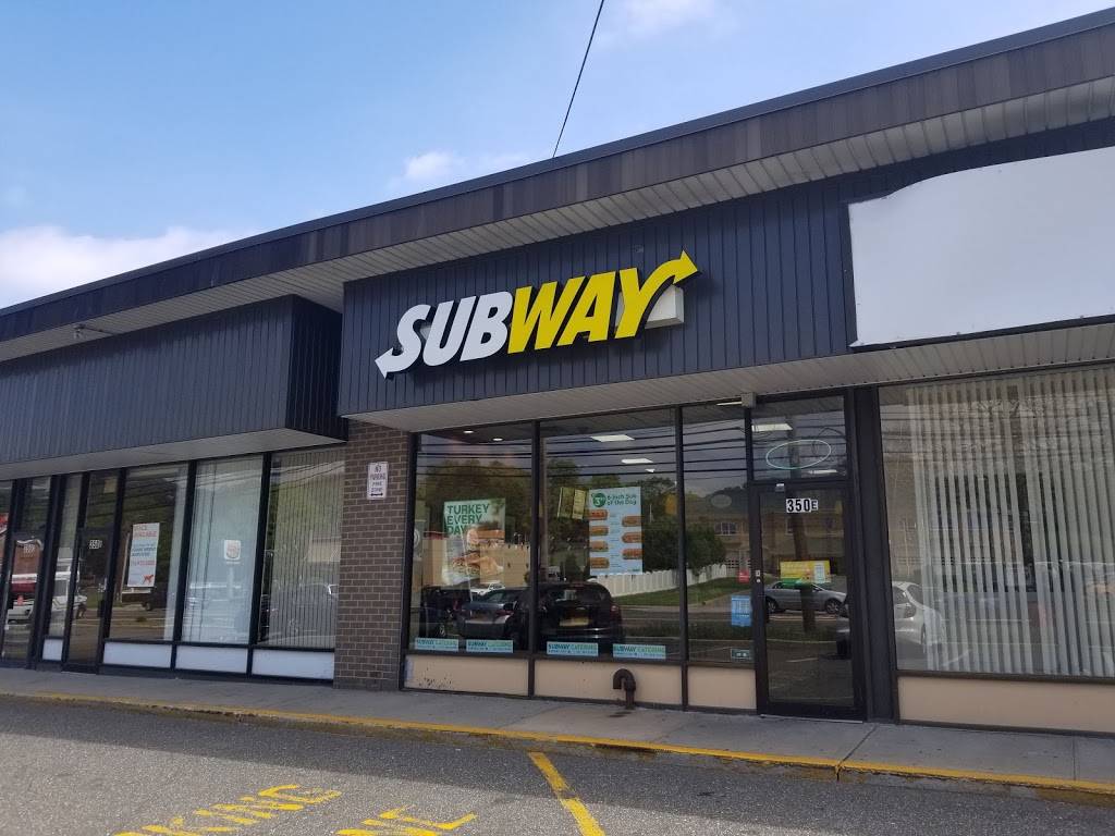 Subway Restaurants | restaurant | 350 Middle Country Rd, Coram, NY 11727, USA | 6317364903 OR +1 631-736-4903