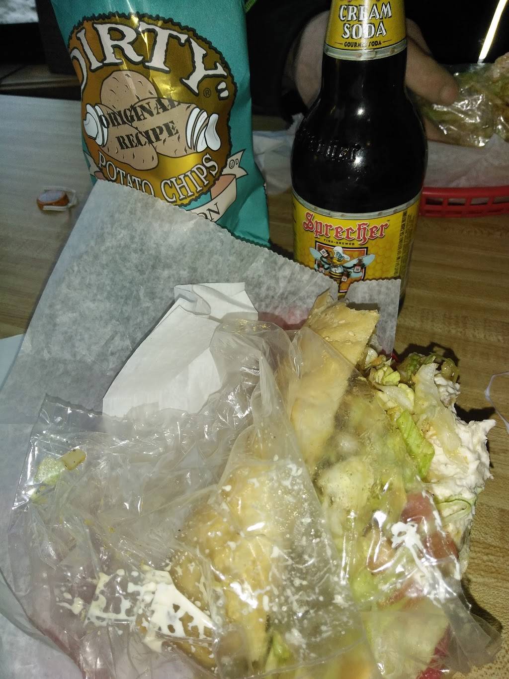 Gold Coast Subs | meal takeaway | 5901 W Burnham St, Milwaukee, WI 53219, USA | 4143211688 OR +1 414-321-1688