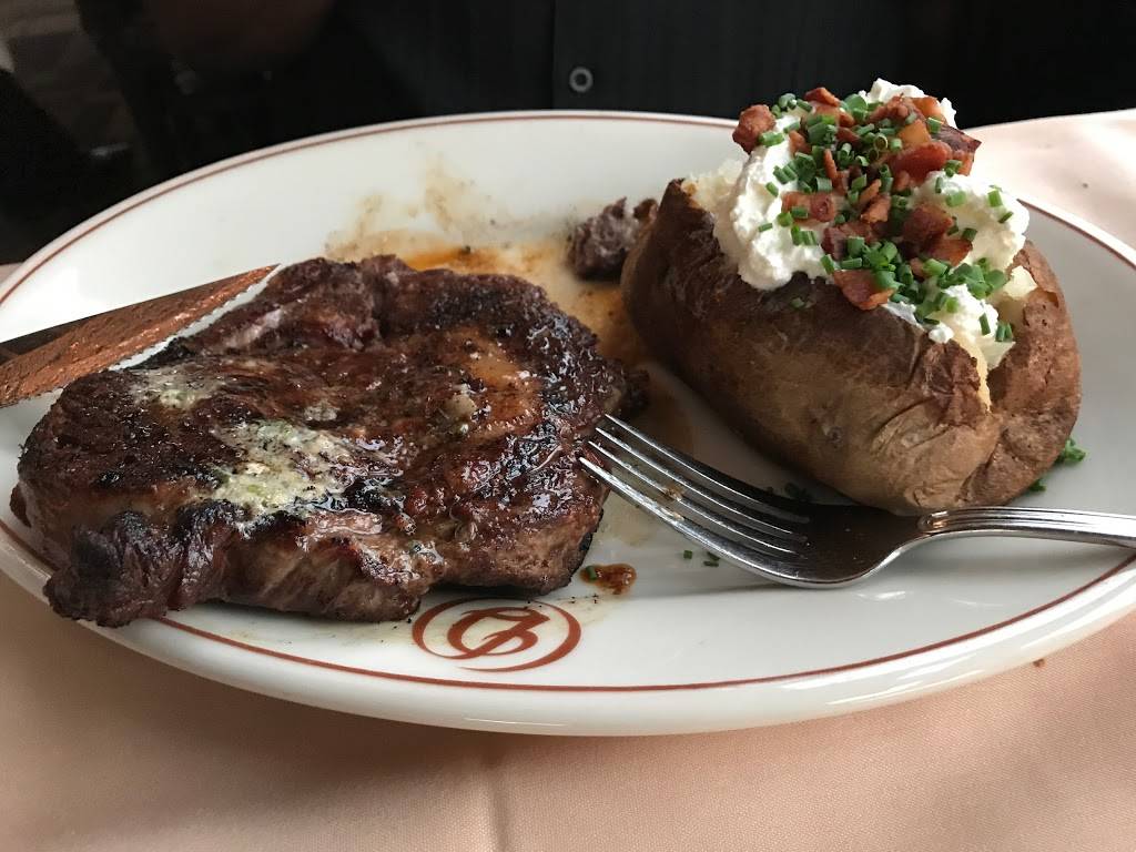 Daniels Broiler - Leschi | restaurant | 200 Lake Washington Blvd, Seattle, WA 98122, USA | 2063294191 OR +1 206-329-4191