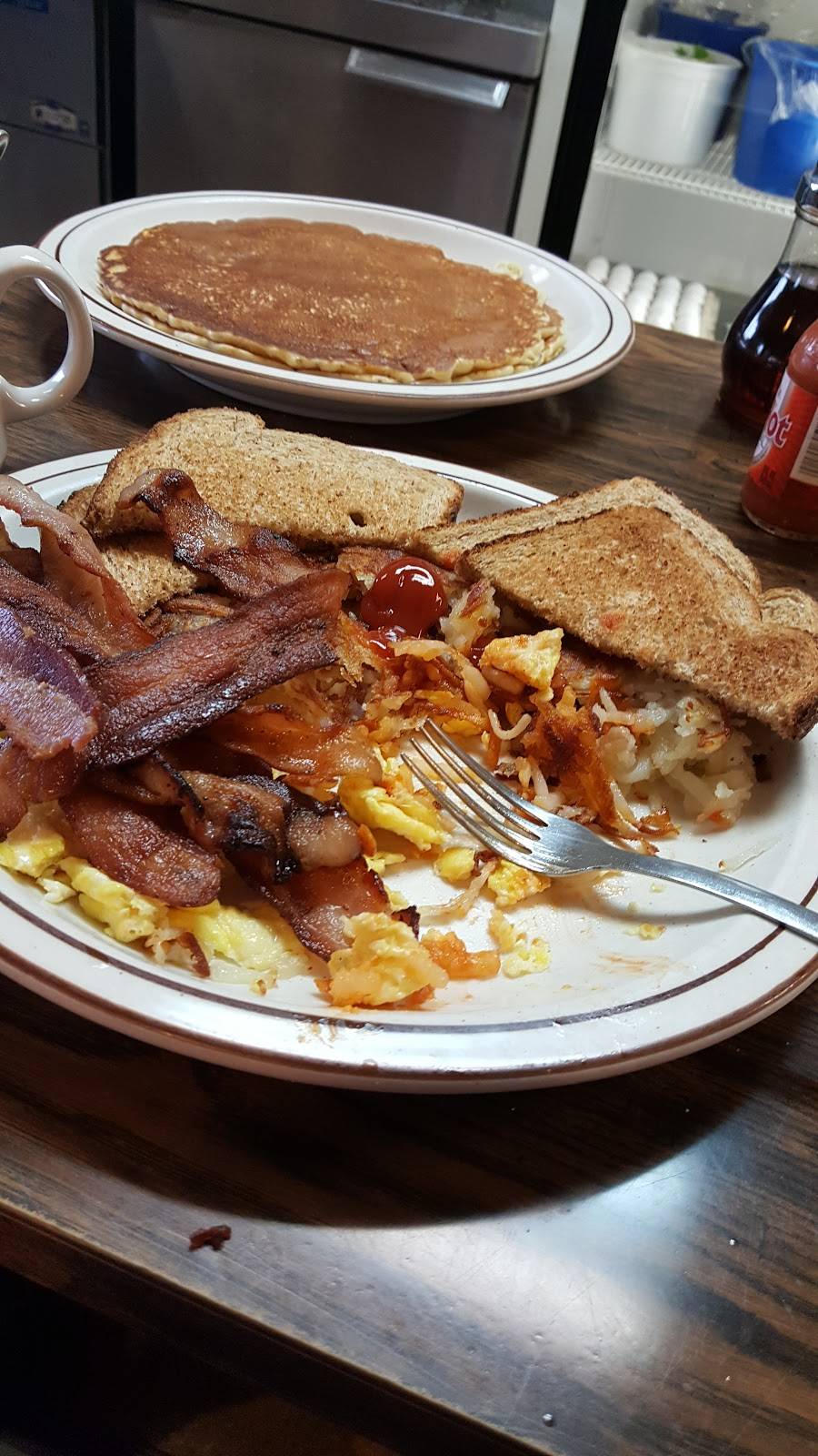 Brunch House | restaurant | 1040 S Pennsylvania Ave # 1, Lansing, MI 48912, USA | 5174841567 OR +1 517-484-1567