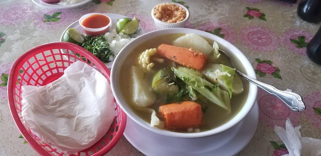 El Quiubole | restaurant | 8311 Atlantic Ave, Cudahy, CA 90201, USA | 3235609585 OR +1 323-560-9585