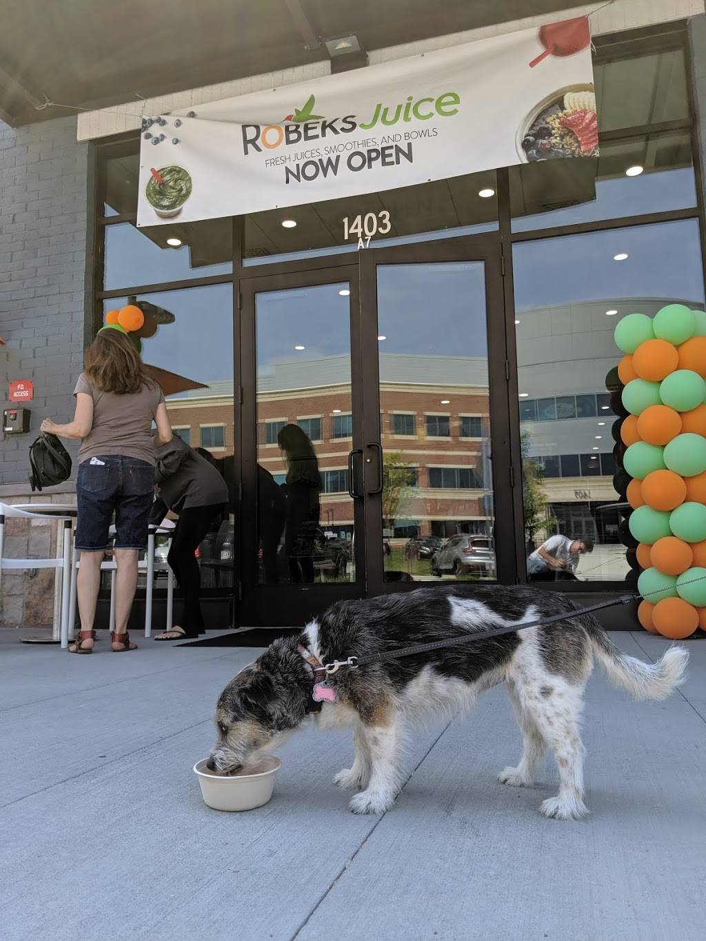 Robeks Fresh Juices & Smoothies | meal takeaway | 1403 Research Blvd, Rockville, MD 20850, USA | 2403868468 OR +1 240-386-8468