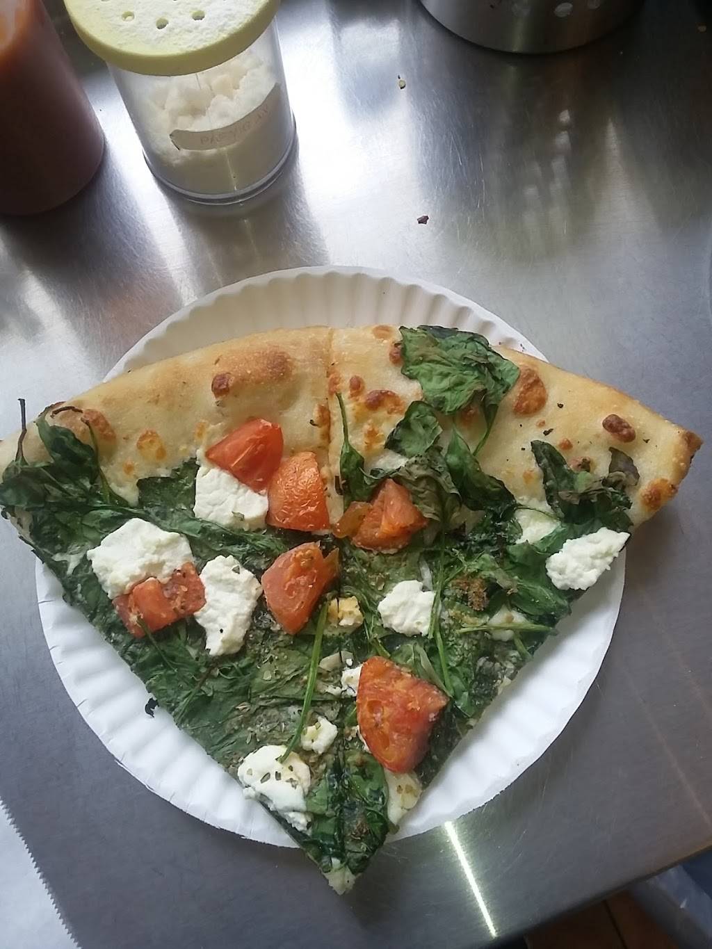 Pizzaiolo Gourmet Pizza | restaurant | 3180 Lake Shore Blvd W, Etobicoke, ON M8V 1L7, Canada | 4162515700 OR +1 416-251-5700