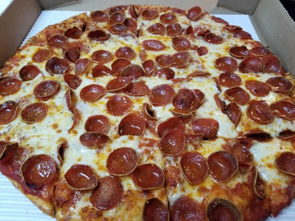 Capt. Rons Pirate Pizza | restaurant | 16757 OH-664 S, Logan, OH 43138, USA | 7403852221 OR +1 740-385-2221