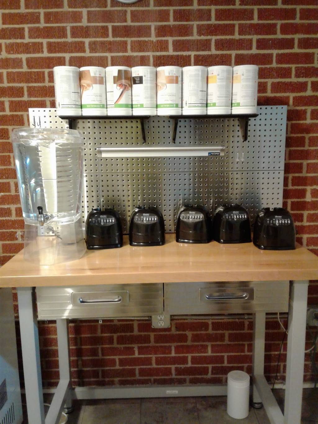 CLUB MASTER NUTRITION | restaurant | 5322 Cameron Rd, Austin, TX 78723, USA | 9547935394 OR +1 954-793-5394