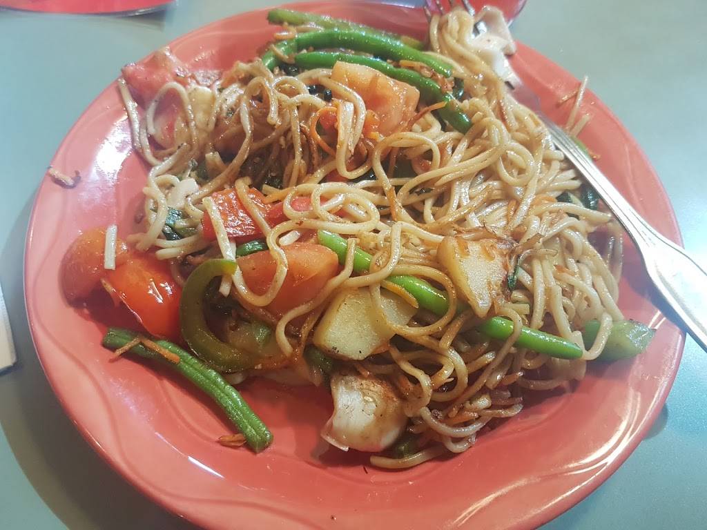 HuHot Mongolian Grill | restaurant | 5900 SW Huntoon St, Topeka, KS 66604, USA | 7852718190 OR +1 785-271-8190