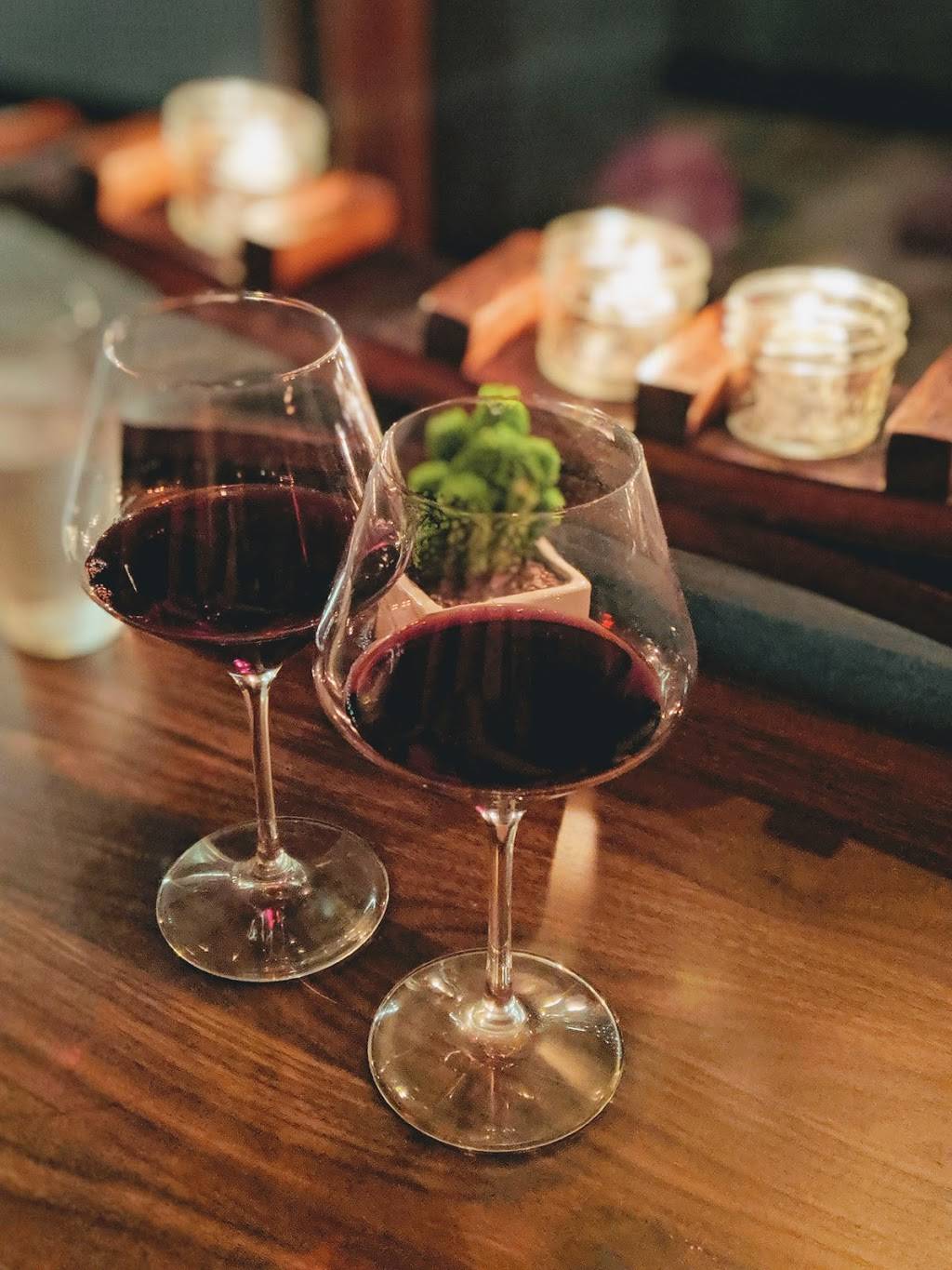 The Ogunquit Wine Cellar | restaurant | 59 Shore Rd, Ogunquit, ME 03907, USA | 2072169075 OR +1 207-216-9075