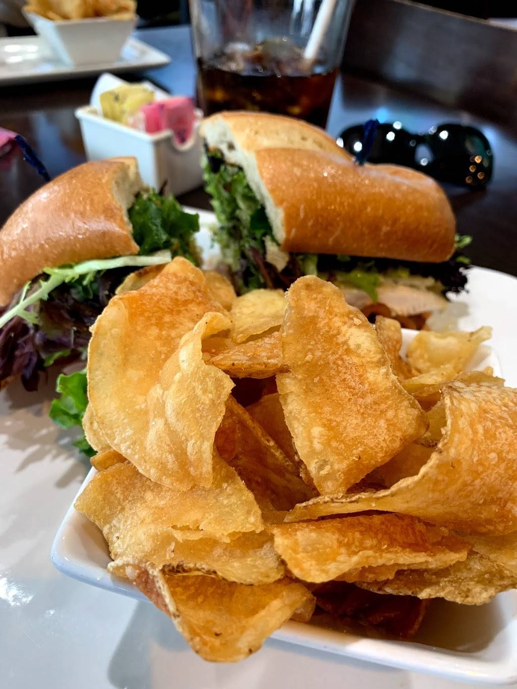 Picnikins Patio Cafe | restaurant | 6901 Blanco Rd, San Antonio, TX 78216, USA | 2106160954 OR +1 210-616-0954