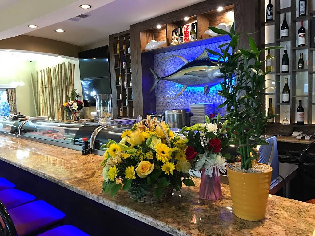 Yellowfin Sushi & Saké Bar | restaurant | 1306 Cape Coral Pkwy E # A, Cape Coral, FL 33904, USA | 2399450388 OR +1 239-945-0388