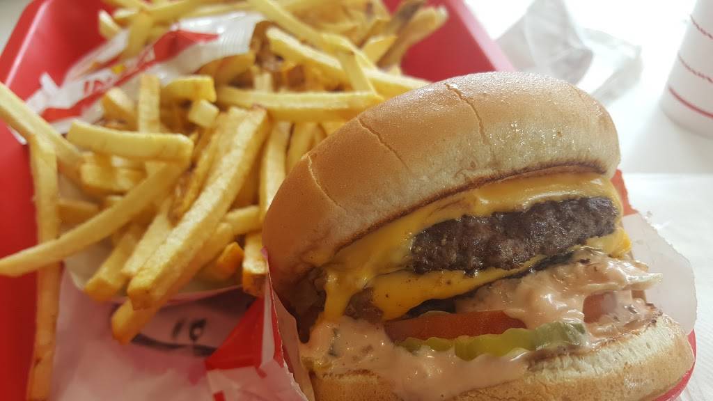 In-N-Out Burger | restaurant | 4605 Frazee Rd, Oceanside, CA 92057, USA | 8007861000 OR +1 800-786-1000