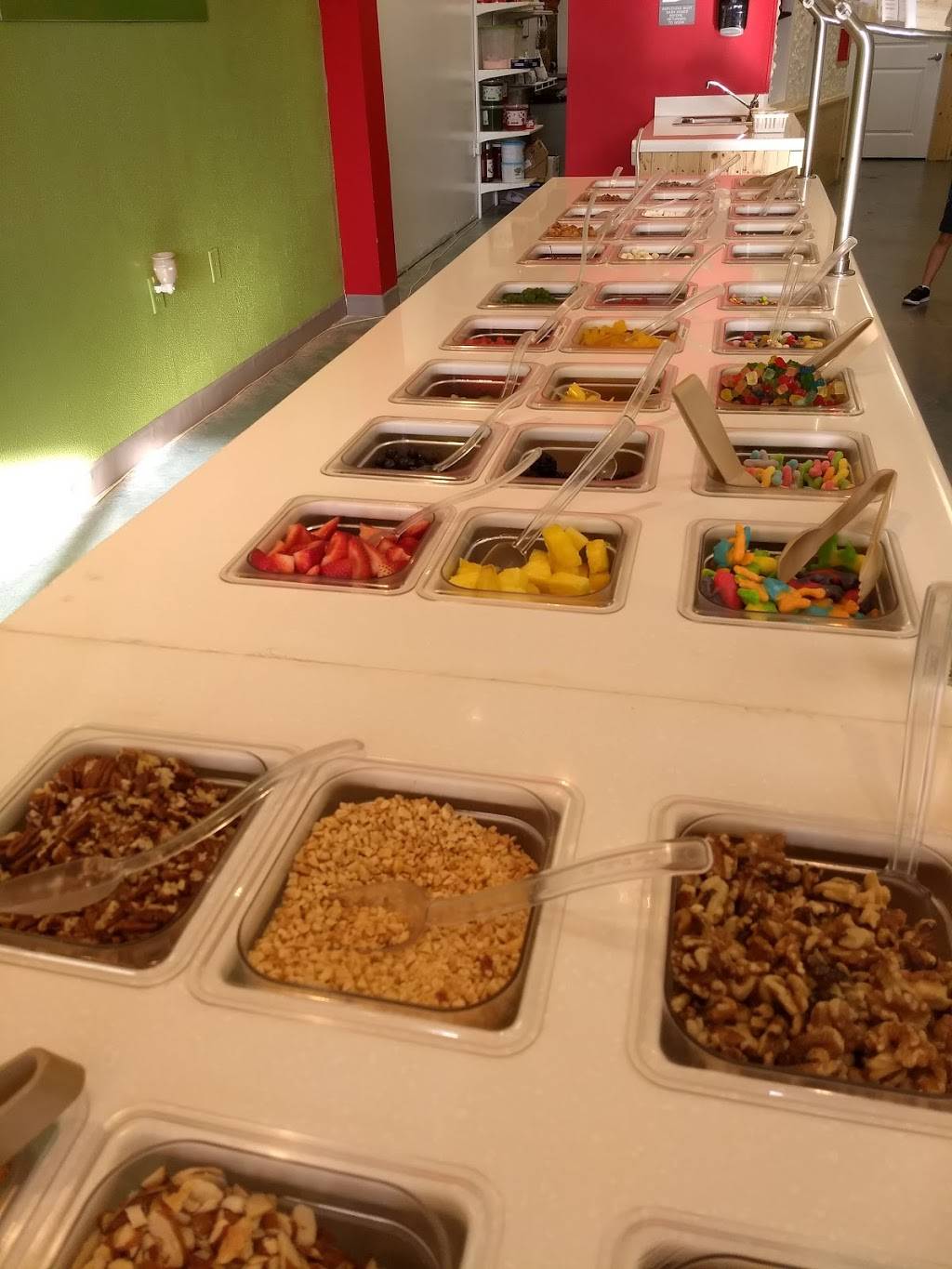 Yobe Frozen Yogurt | restaurant | 16731 Fishhawk Blvd, Lithia, FL 33547, USA | 8136531033 OR +1 813-653-1033