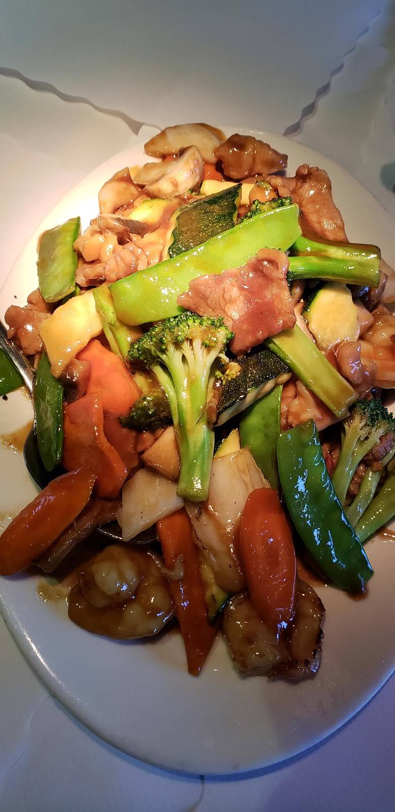 China Palace Restaurant | restaurant | 7089 Redwood Blvd, Novato, CA 94945, USA | 4158926563 OR +1 415-892-6563