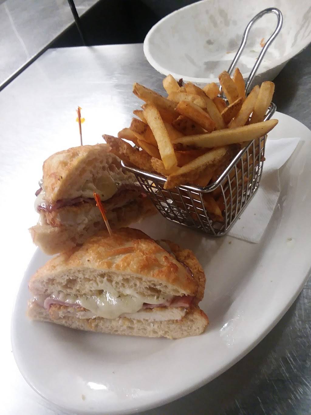 TJ Callahans Pub | restaurant | 1475 Main St, Tewksbury, MA 01876, USA | 9788630121 OR +1 978-863-0121