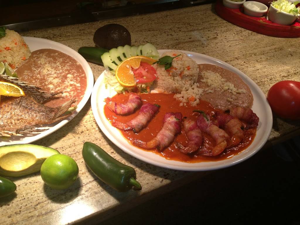 La Mariposa Restaurant And Margarita House | restaurant | 3055 65th Ave, Greeley, CO 80634, USA | 9703301990 OR +1 970-330-1990