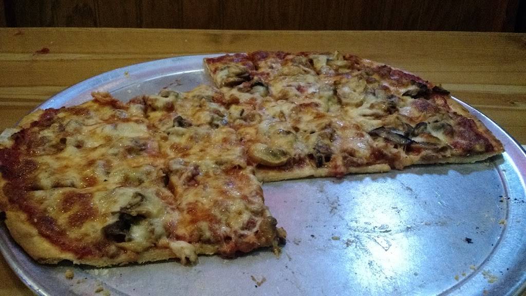 Ledos Pizza | restaurant | 5525 South La Grange Road, Countryside, IL 60525, USA | 7083544500 OR +1 708-354-4500