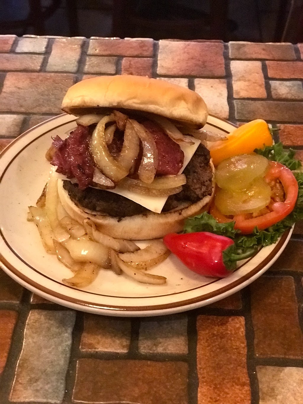 Gateway Grill | restaurant | 18000 US-180, Hurley, NM 88043, USA | 5755177961 OR +1 575-517-7961