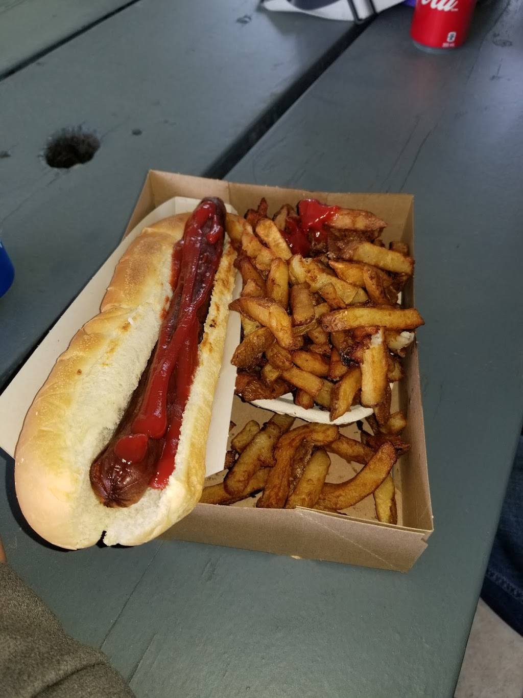 Megan & Robs Burger Box | restaurant | 130 Elora St, Mildmay, ON N0G 2J0, Canada | 5193675430 OR +1 519-367-5430