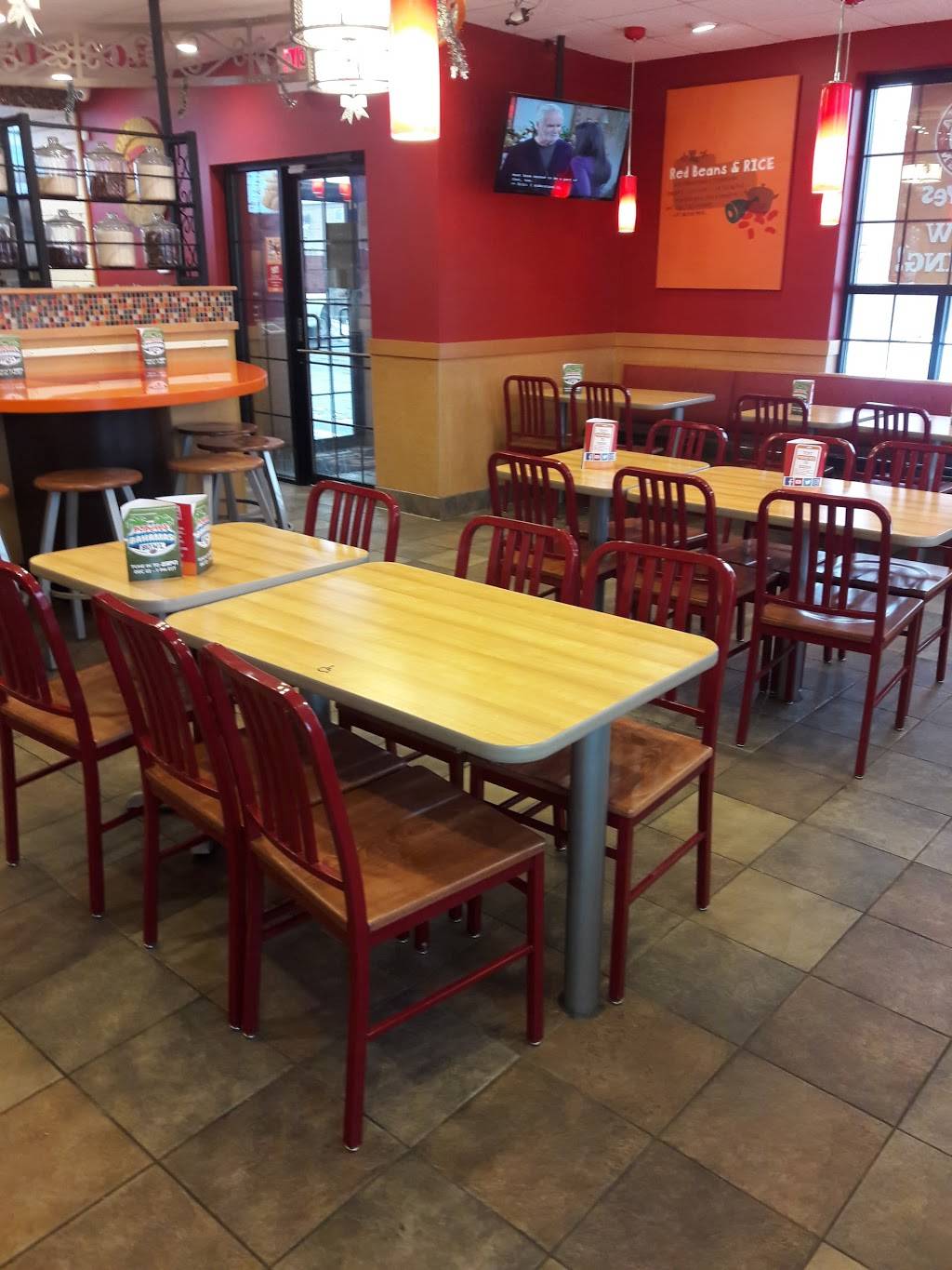 Popeyes Louisiana Kitchen | restaurant | 511 W Irving Park Rd, Bensenville, IL 60106, USA | 6305956333 OR +1 630-595-6333