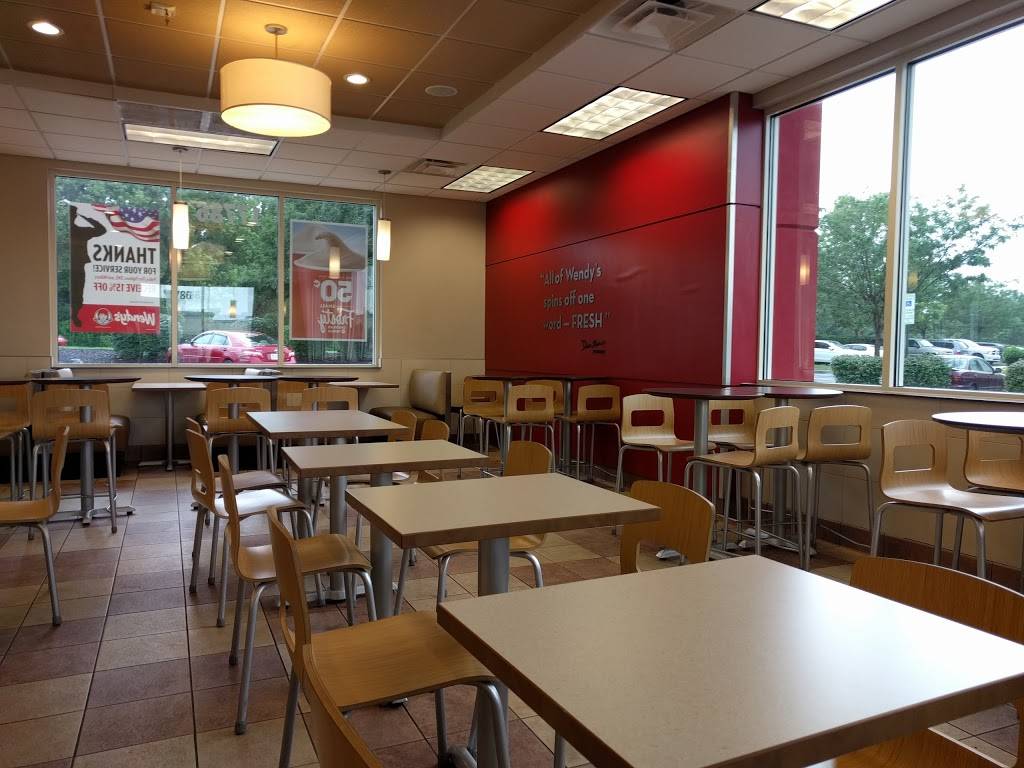 Wendys | restaurant | 17786 Garland Groh Blvd, Hagerstown, MD 21740, USA | 3017974818 OR +1 301-797-4818