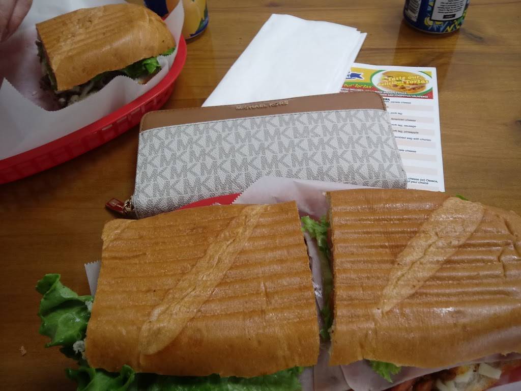 Tortas Nissi - Mexican Sandwiches | restaurant | 3101 Beale St, Waco, TX 76705, USA | 2542149444 OR +1 254-214-9444