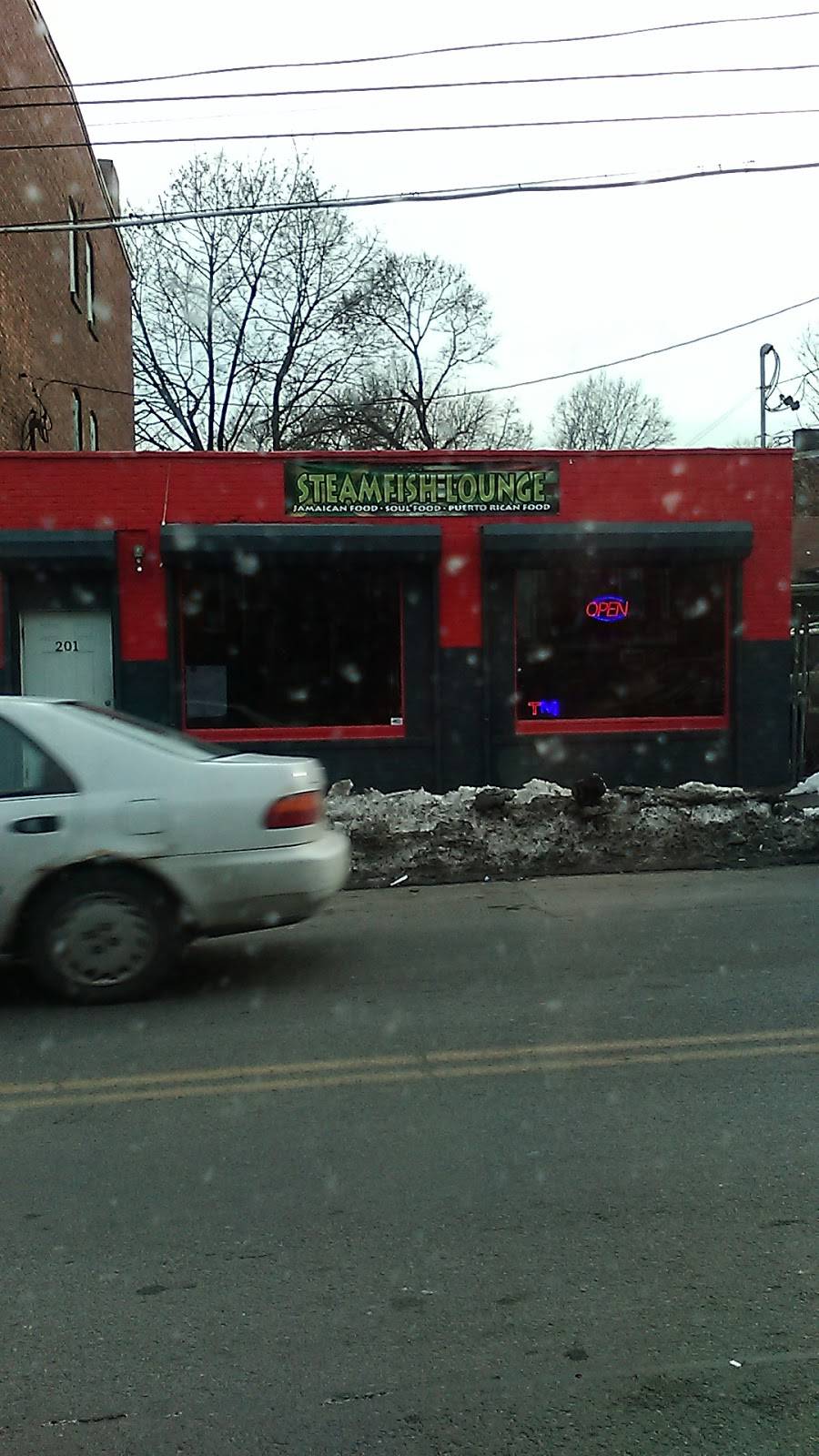 Top Of The Line Caribbean Delight | restaurant | 201 South St, Newburgh, NY 12550, USA | 8455651620 OR +1 845-565-1620