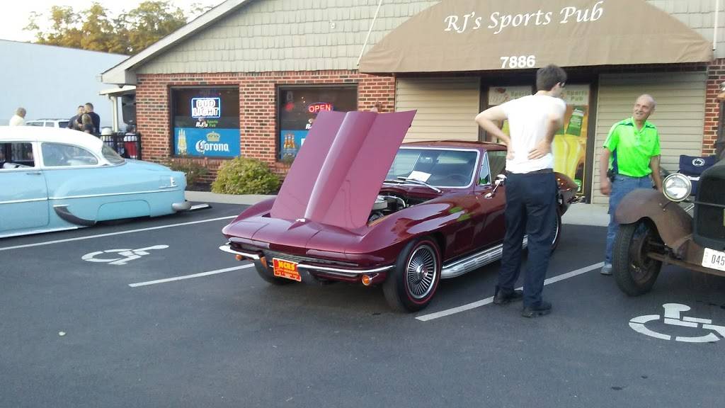 RJs Sports Pub | restaurant | 7886 Cincinnati Dayton Rd, West Chester Township, OH 45069, USA | 5137775333 OR +1 513-777-5333